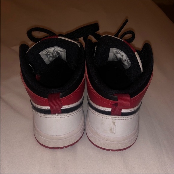 Boys Nike size 10 - Picture 3 of 4